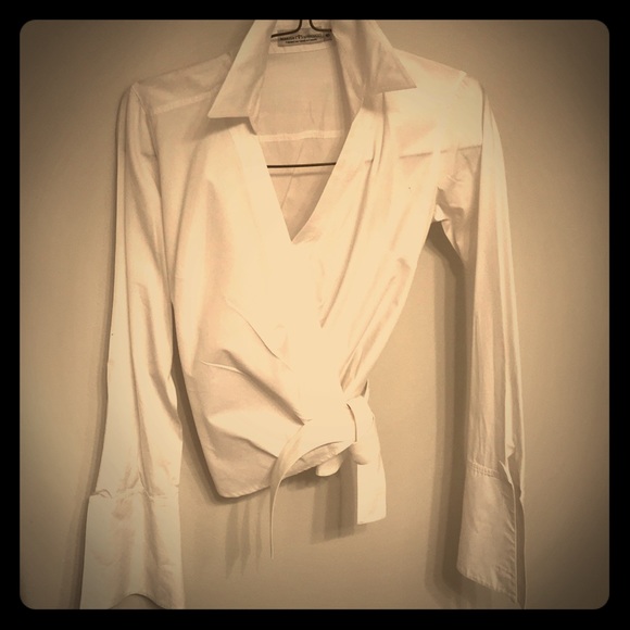 Marisa Minicucci wrap blouse - Picture 1 of 2